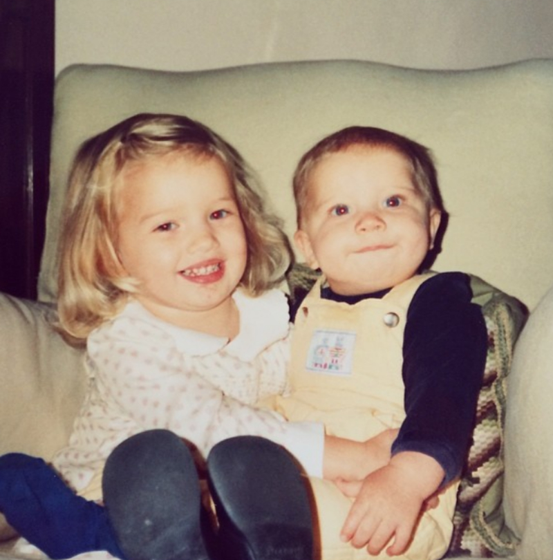 Rosie Huntington-Whiteley mit ihrem Bruder Toby | Instagram/@rosiehw