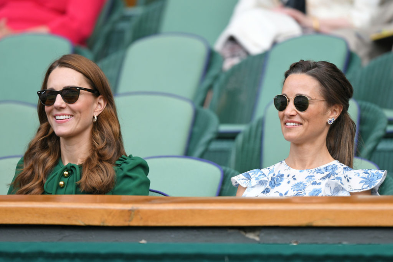 Kate Middleton mit ihrer Schwester Pippa | Getty Images Photo by Karwai Tang