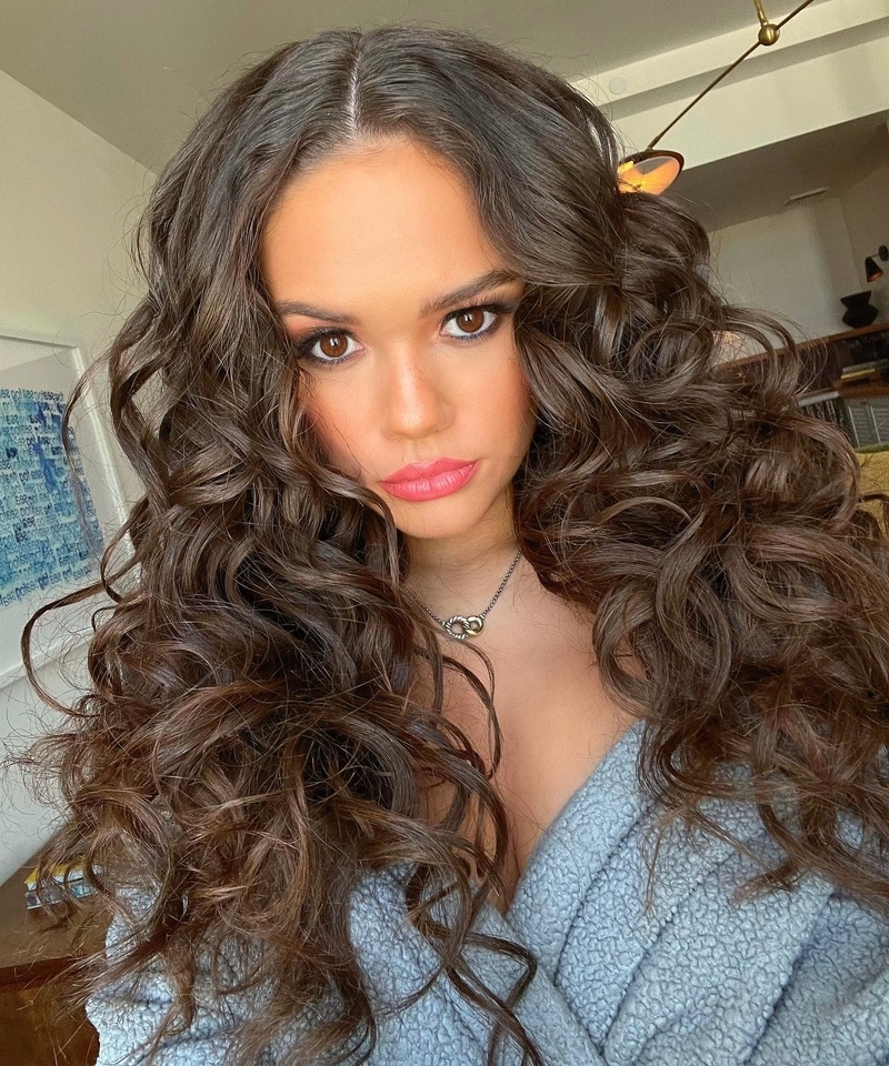 Madison Pettis | Agora | Instagram/@madisonpettis