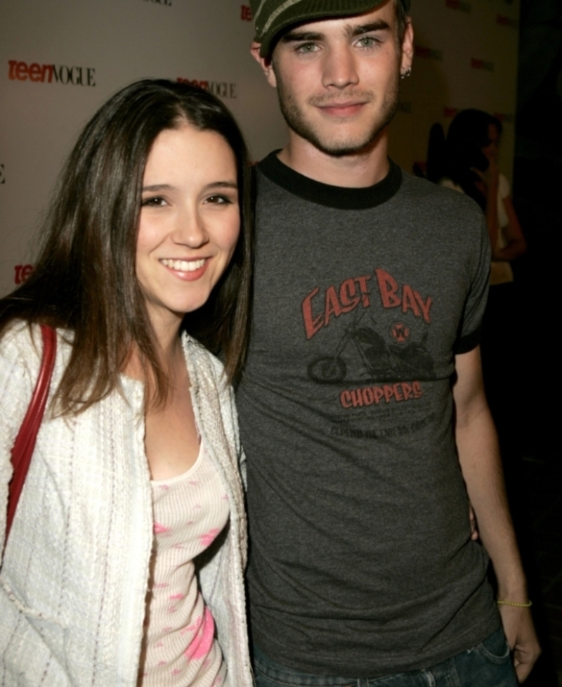 Shannon Woodward nos anos 90 | Getty Images Photo by J. Vespa/WireImage for Teen Vogue