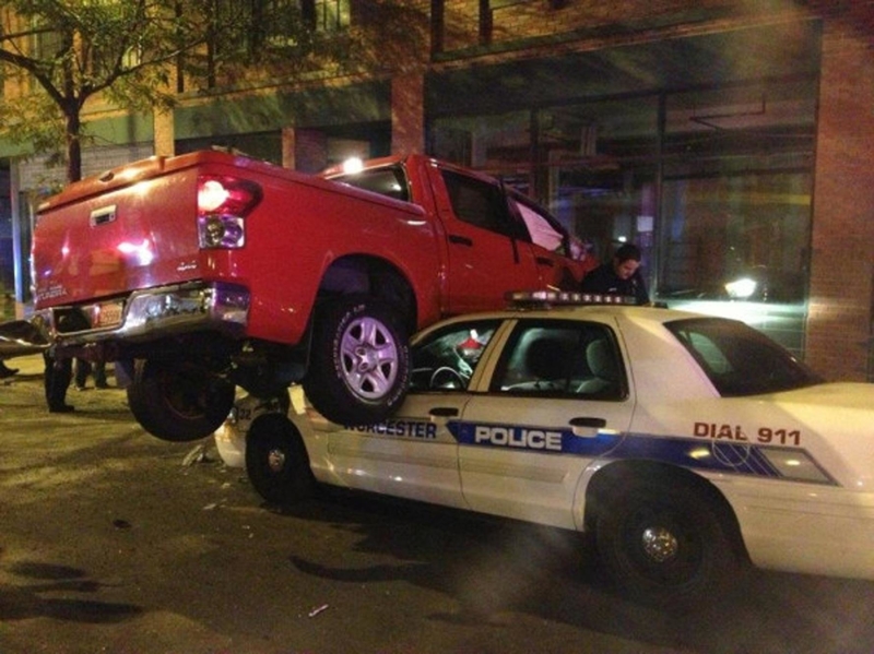 Police Car Pile-Up | Imgur.com/47pHZqU