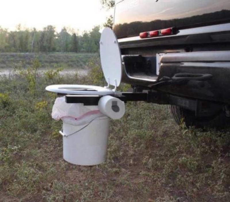 Porta-Potty on Wheels | funnyjunk