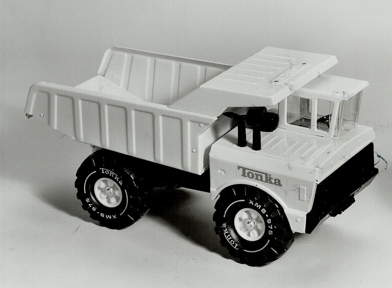 Tonka Truck-Blechspielzeug | Getty Images Photo by Bob Olsen