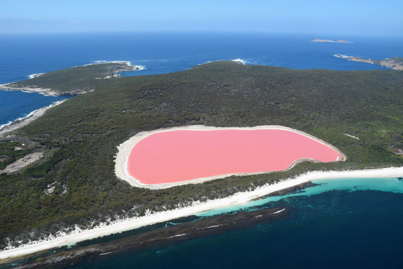 Lago Spencer | matteo_it/Shutterstock