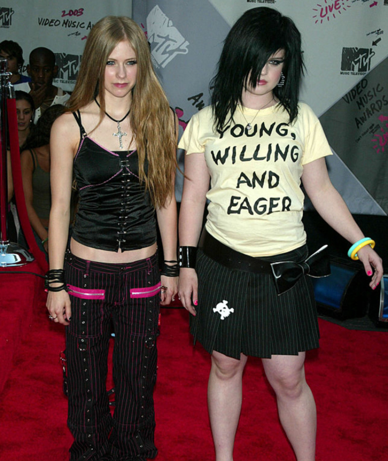 Avril Lavigne und Kelly Osbourne - 2003 | Getty Images Photo by Jim Spellman