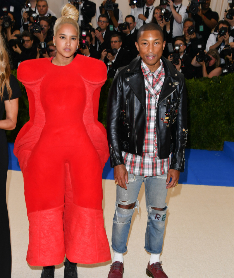 Pharrell Williams e Helen Lasichanh | Getty Images Photo by George Pimentel/WireImage