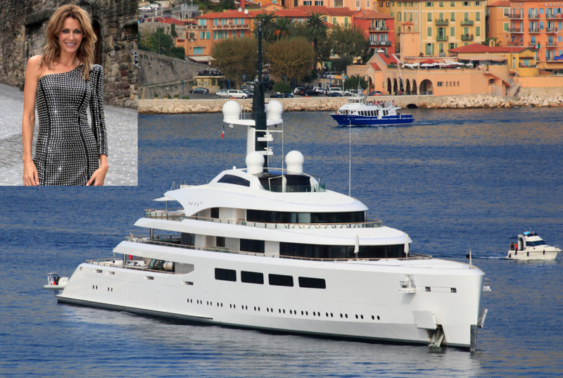 La reina de la belleza personal de Kirsty Bertarelli | Alamy Stock Photo by TheYachtPhoto/imageBROKER.com GmbH & Co. KG & Getty Images Photo by Chris Jackson 