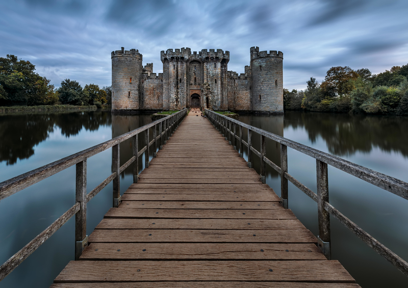 El castillo de Bodiam en Inglaterra | Alamy Stock Photo by Jim Monk 