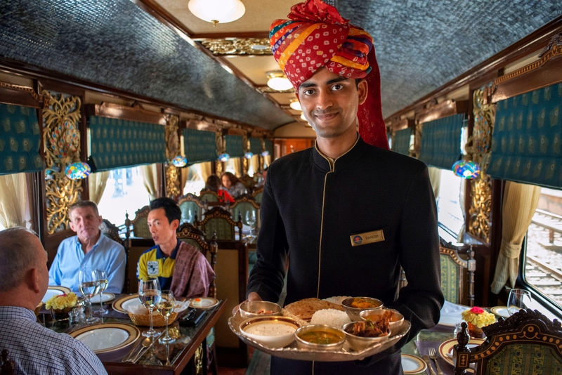 Home to the World’s Leading Luxury Train | Alamy Stock Photo