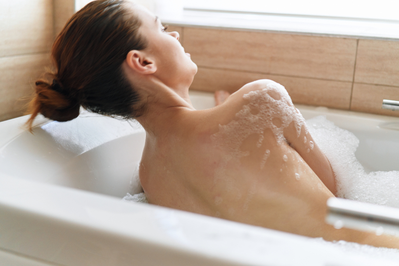 Atrapada en la bañera | Shutterstock