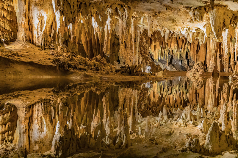 Luray Caverns – Virginia | Shutterstock