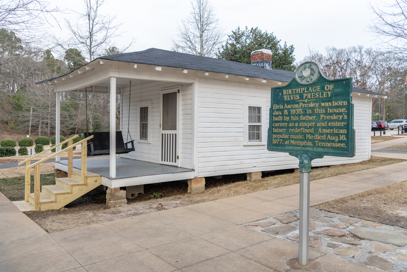 Elvis’s Birth Home – Tupelo, Mississippi | Shutterstock