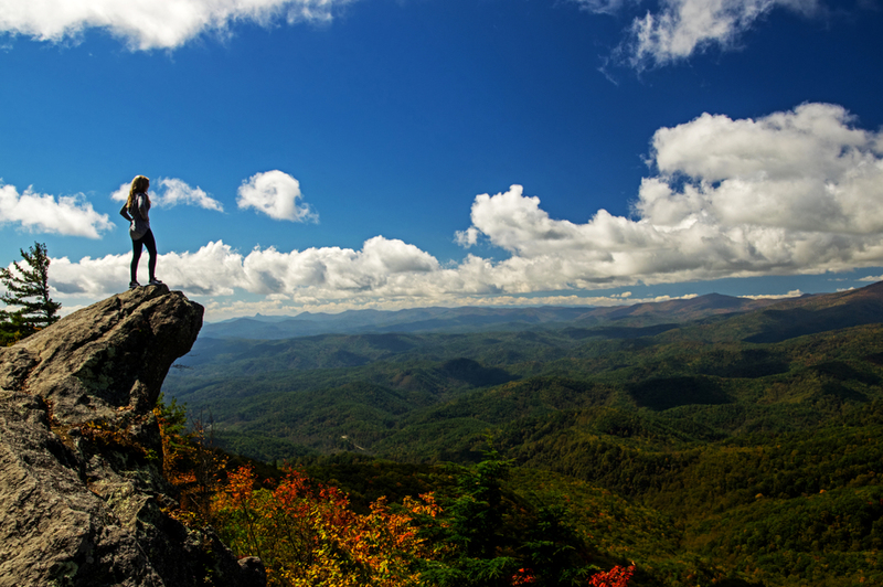 The Blowing Rock – North Carolina | Shutterstock