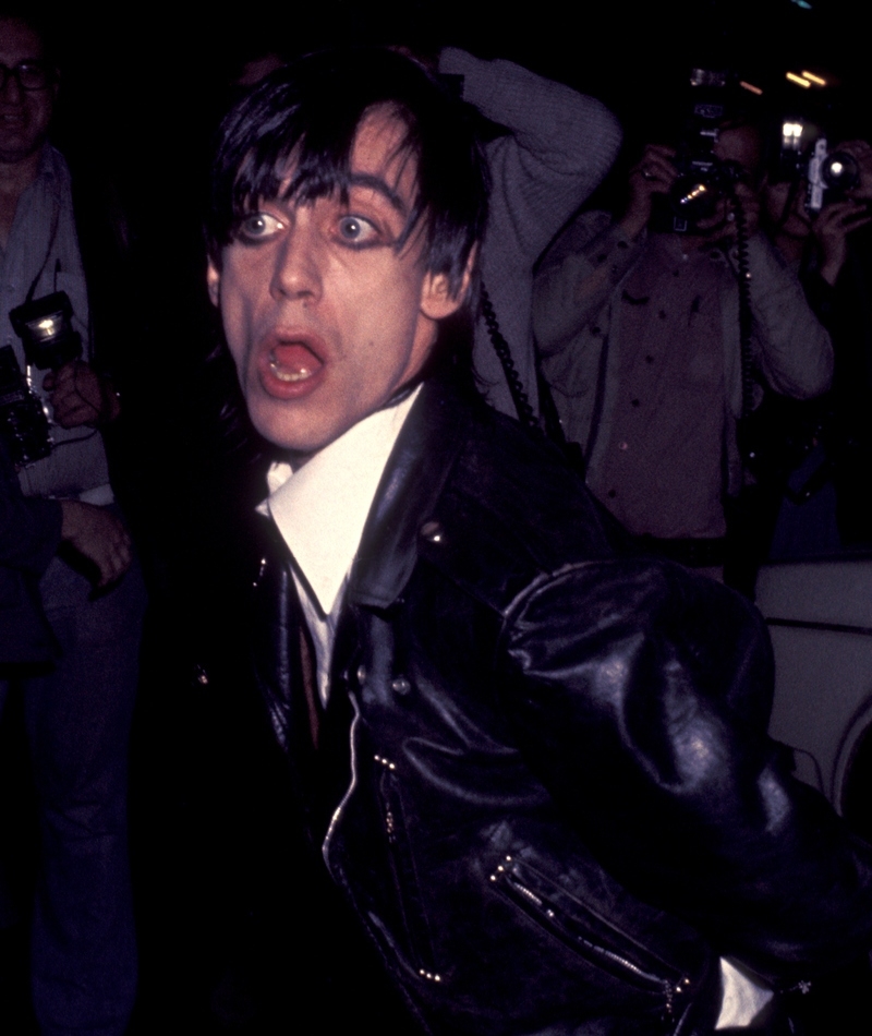 Iggy Pop va a un concierto de Blondie | Getty Images Photo by Ron Galella