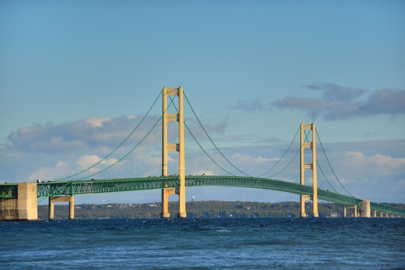 Mackinac Bridge, Michigan | Alamy Stock Photo by Bruce Leighty 