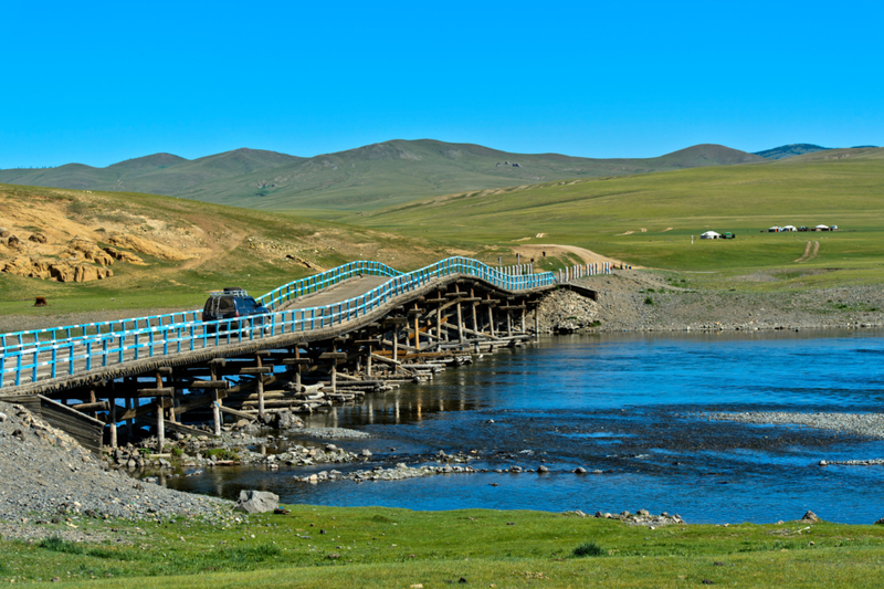 Khurgan and Khoton Lakes Bridge, Mongólia | Alamy Stock Photo by Guenter Fischer/imageBROKER.com GmbH & Co. KG