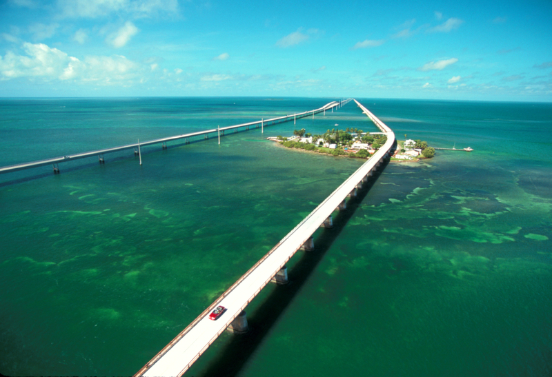 Seven Mile Bridge, Flórida | Alamy Stock Photo by M. Timothy O Keefe