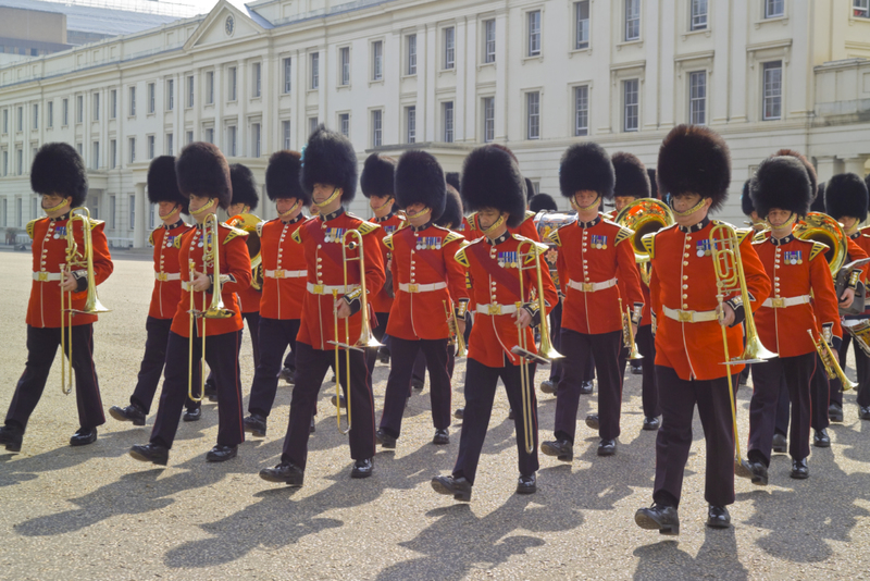 Fantasía - El cambio de guardia en el Palacio de Buckingham, Londres | Getty Images Photo by pawel libera