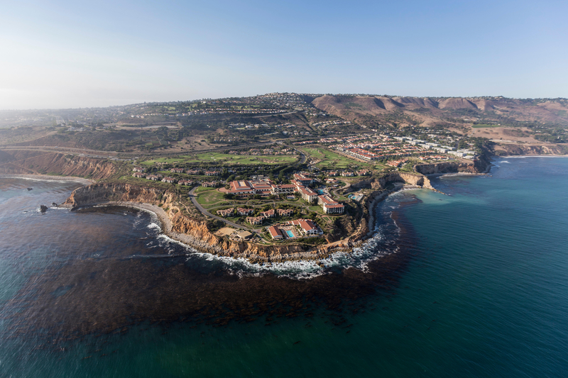 Humans Love Living on the Coast | Alamy Stock Photo