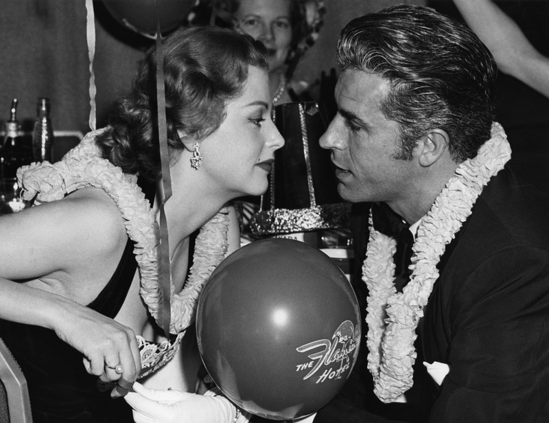 Arlene Dahl e Fernando Lamas | Alamy Stock Photo by Courtesy Everett Collection/Inc