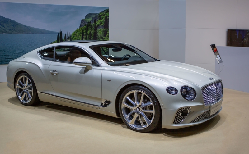 Bentley Continental GT | Alamy Stock Photo