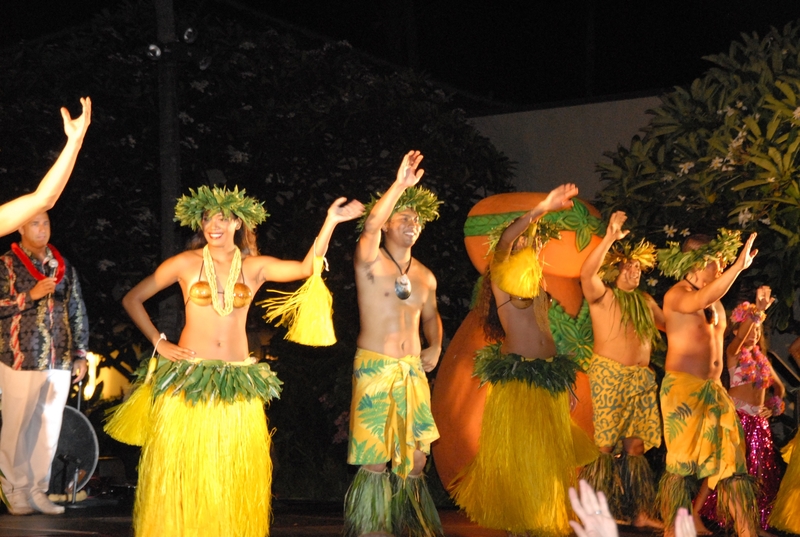 Hula Dance | Getty Images Photo by Peter Bischoff