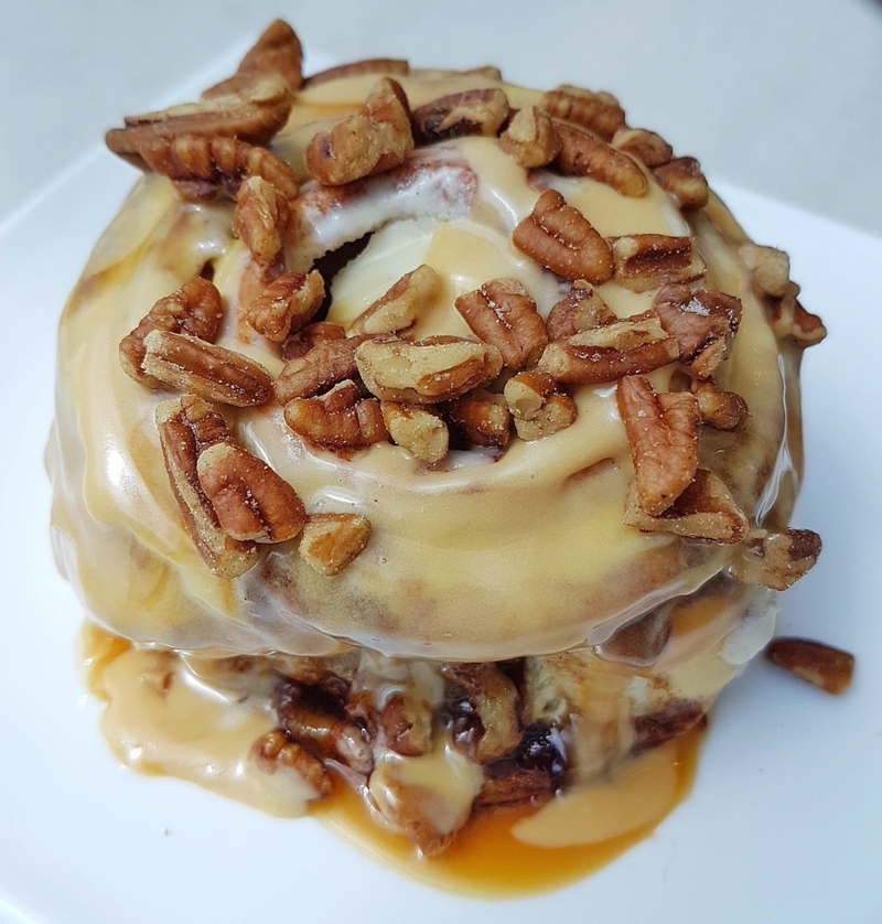 Cinnabon: Caramel Pecanbon | Getty Images Photo by Elbert Paul Campos / EyeEm