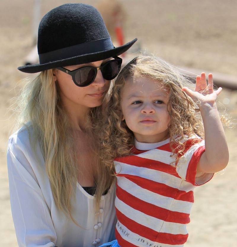 Nicole Richie und Harlow Richie | Alamy Stock Photo