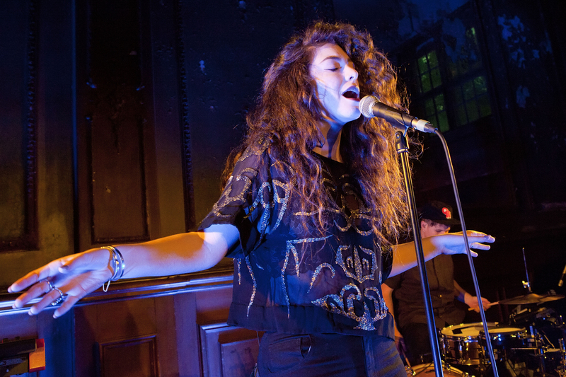 Lorde / Ella Marija Lani Yelich-O'Connor | Getty Images Photo by Frank Hoensch/Redferns