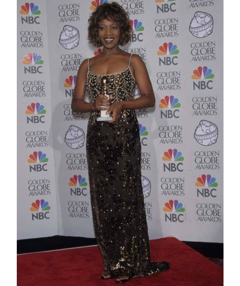 Alfre Woodard - 1998 | Alamy Stock Photo by Fitzroy Barrett/Globe Photos/ZUMA Press, Inc.