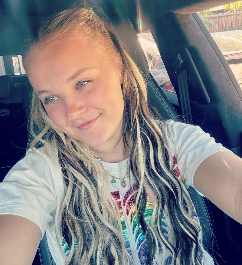 JoJo Siwa | Instagram/@itsjojosiwa