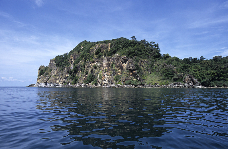 Islas tailandesas Koh Khai Nok, Koh Khai Nui y Koh Khai Nai | Getty Images Photo by Holger Leue