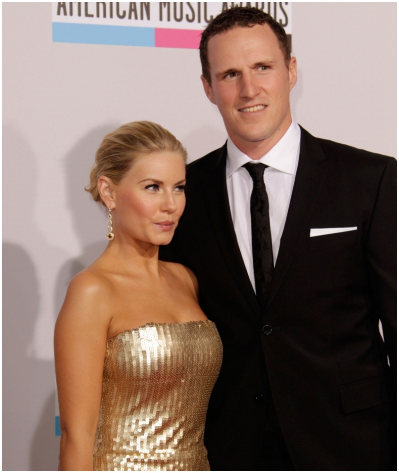 Dion Phaneuf y Elisha Cuthbert | Getty Images Photo by Jeff Vespa/WireImage